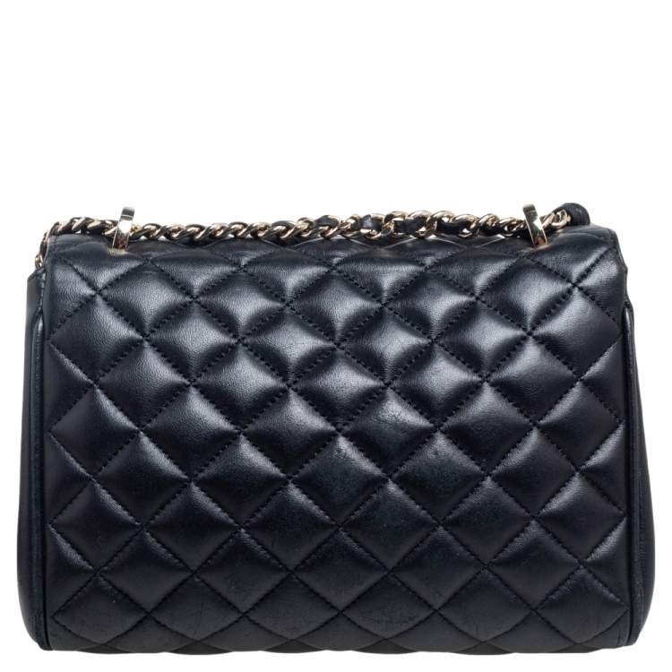 Pre Owned Carolina Herrera Black Quilted Leather Tassel Chain Shoulder Bag