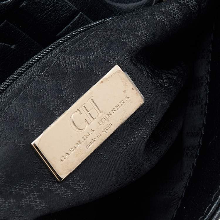 Pre Owned Carolina Herrera Black Leather Flap Shoulder Bag