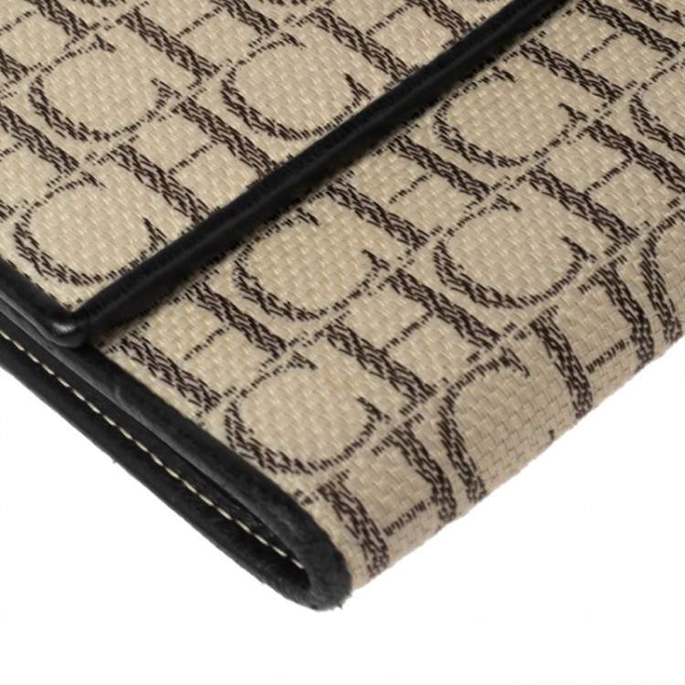 Pre Owned Carolina Herrera Cream/Black Signature Canvas Leather Trifold Wallet