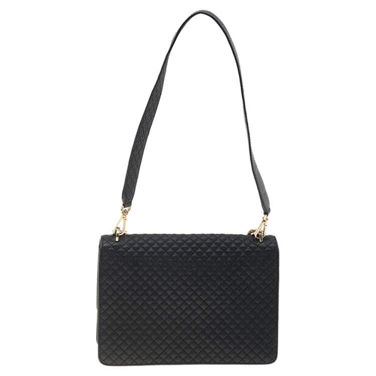 Pre Owned Carolina Herrera Black Quilted Textured Leather Flap Shoulder Bag