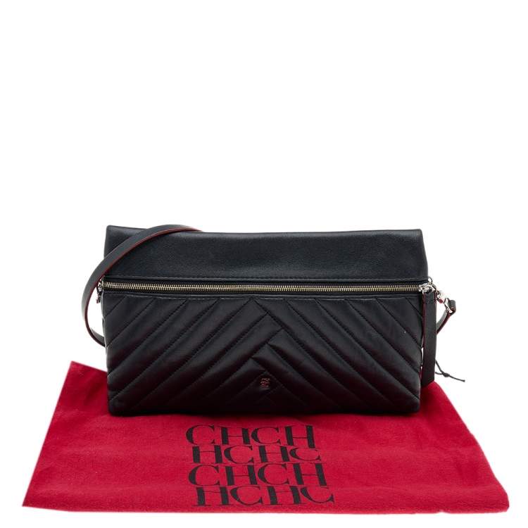 Pre Owned Carolina Herrera Black Quilted Leather Front Zip Crossbody Bag