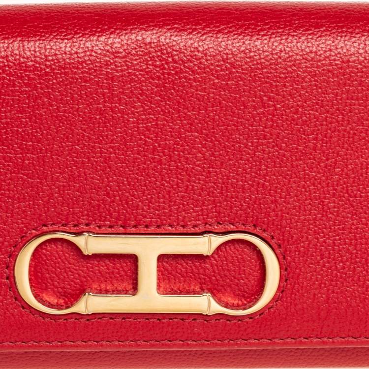Pre Owned Carolina Herrera Red Leather Logo Flap Continental Wallet