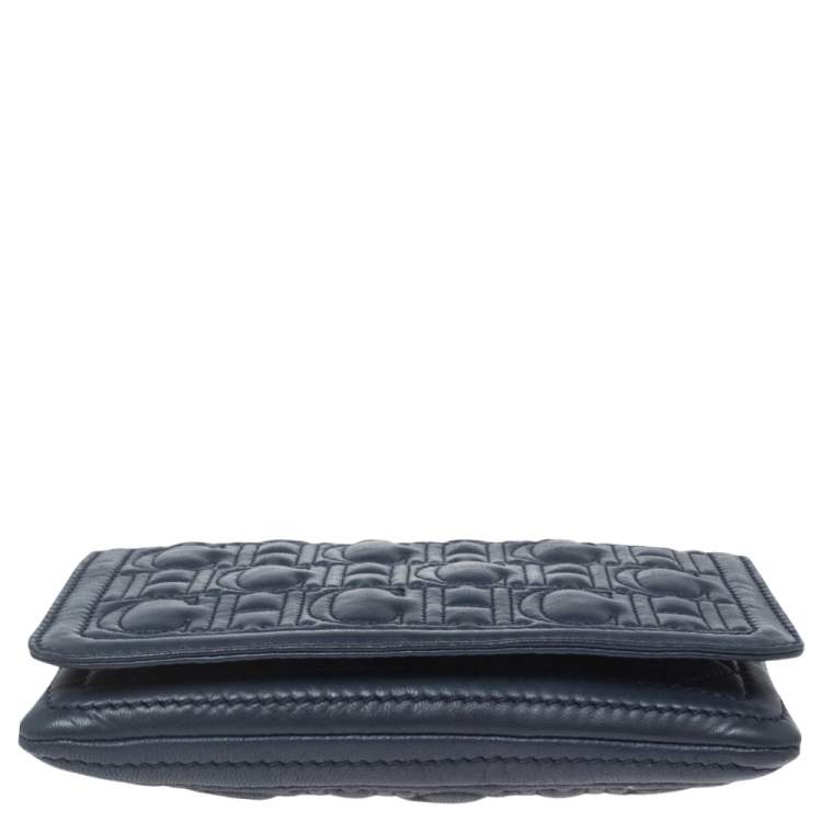 Pre Owned Carolina Herrera Navy Blue Quilted Leather Flap Chain Clutch