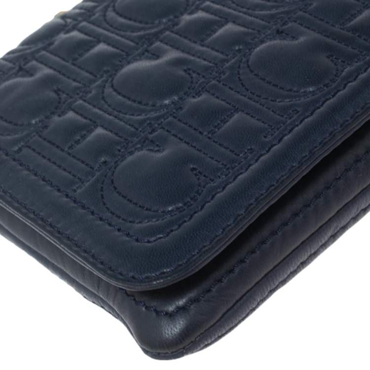 Pre Owned Carolina Herrera Navy Blue Quilted Leather Flap Chain Clutch