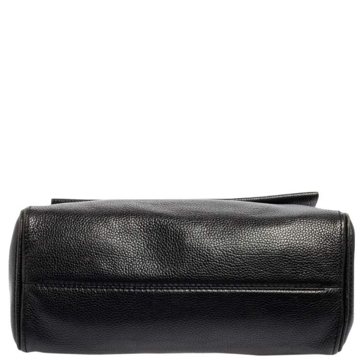 Pre Owned Carolina Herrera Black Leather Minuetto Flap Top Handle Bag