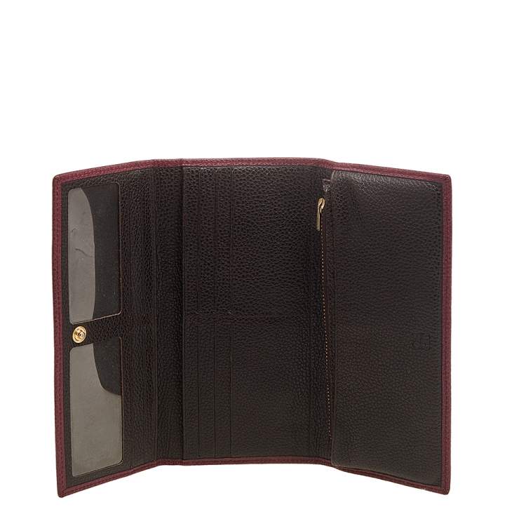 Pre Owned Carolina Herrera Burgundy Grained Leather Flap Continental Wallet