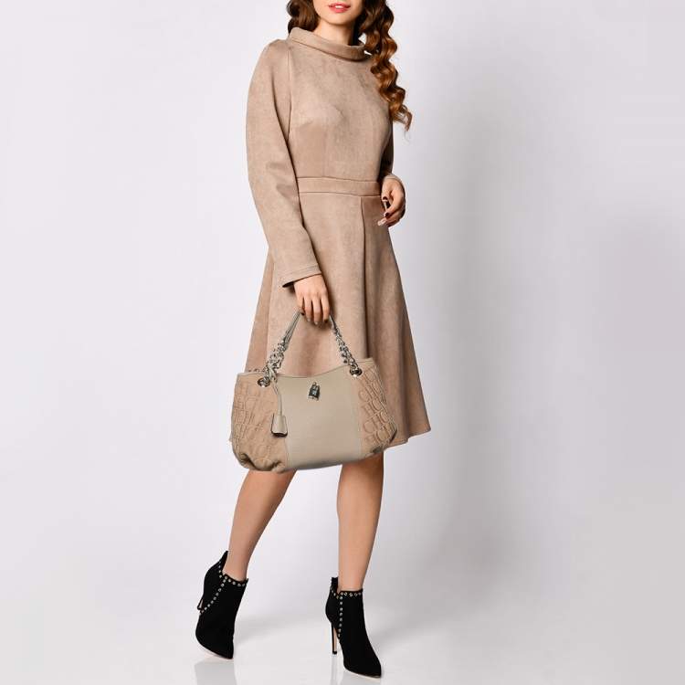 Pre Owned Carolina Herrera Beige Monogram Embossed Leather Chain Hobo