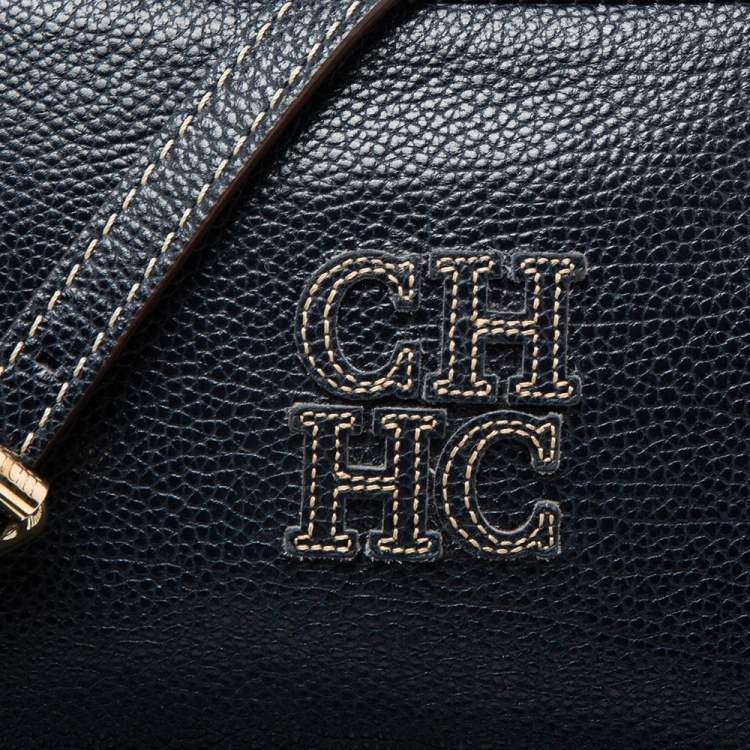 مملوكة مسبقًا Carolina Herrera Navy Blue Leather Logo Crossbody Bag
