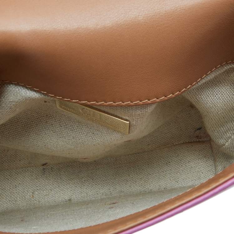 Pre Owned Carolina Herrera Pink/Off White Leather Flap Shoulder Bag