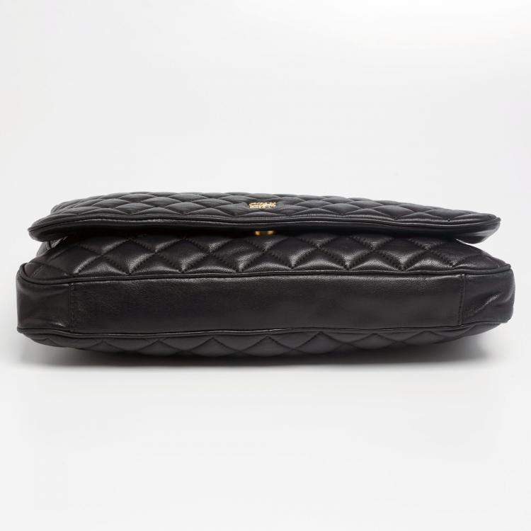 Pre Owned Carolina Herrera Black Quilted Leather Flap Chain Shoulder Bag