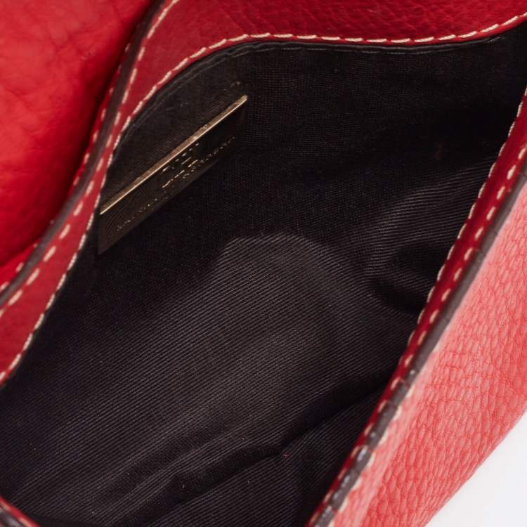 Pre Owned Carolina Herrera Red Leather Flap Shoulder Bag