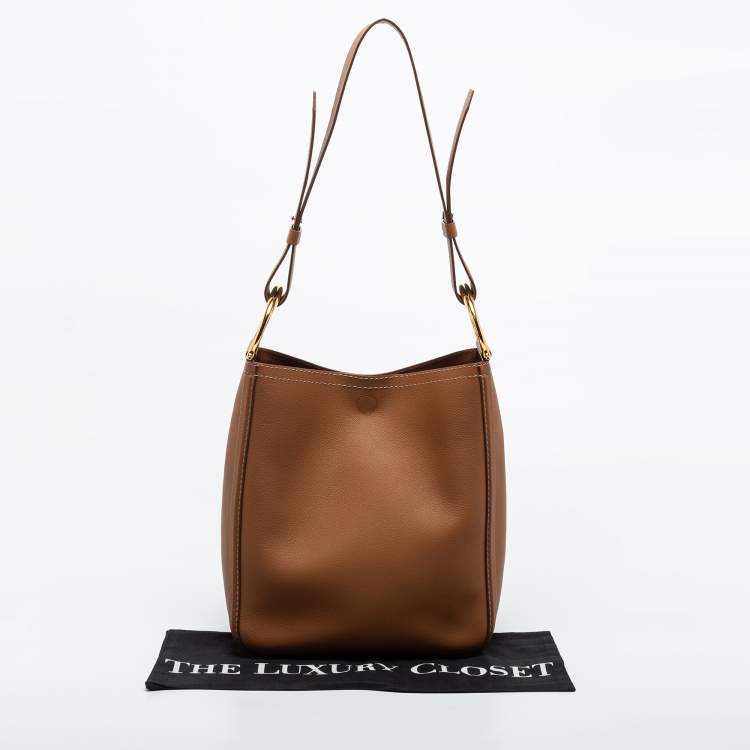 مملوكة مسبقًا CH Carolina Herrera Brown Leather Insignia Shoulder Bag