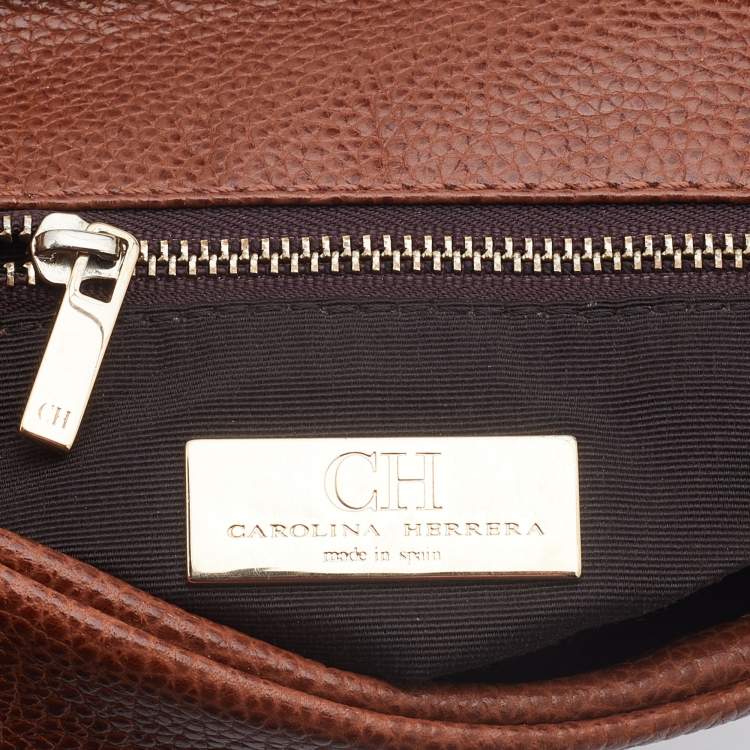 Pre Owned Carolina Herrera Brown Leather Logo Metal Flap Chain Clutch