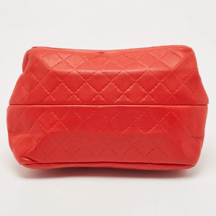 Pre Owned Carolina Herrera Red Quilted Leather Bow Flap Chain Bag