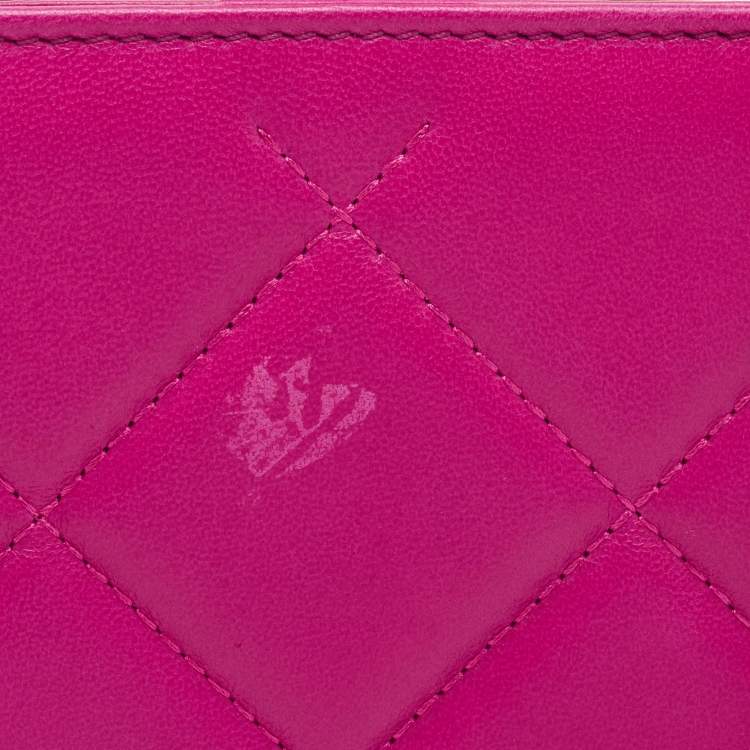Pre Owned CH Carolina Herrera Pink Quilted Leather Frame Chain Clutch