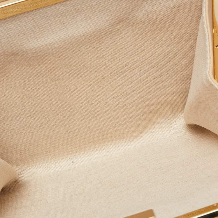 Pre Owned Carolina Herrera Beige Quilted Leather Frame Chain Clutch