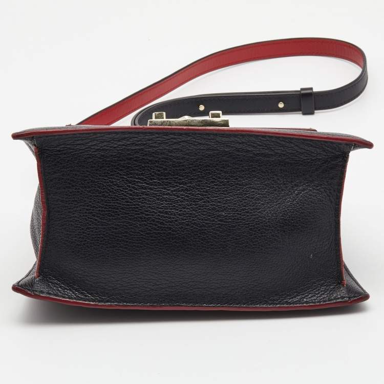 Pre Owned Carolina Herrera Black Embossed Leather Pushlock Flap Top Handle Bag