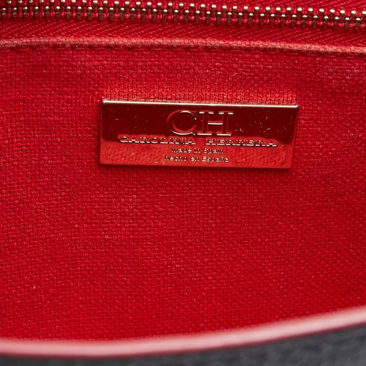 Pre Owned Carolina Herrera Black Embossed Leather Pushlock Flap Top Handle Bag