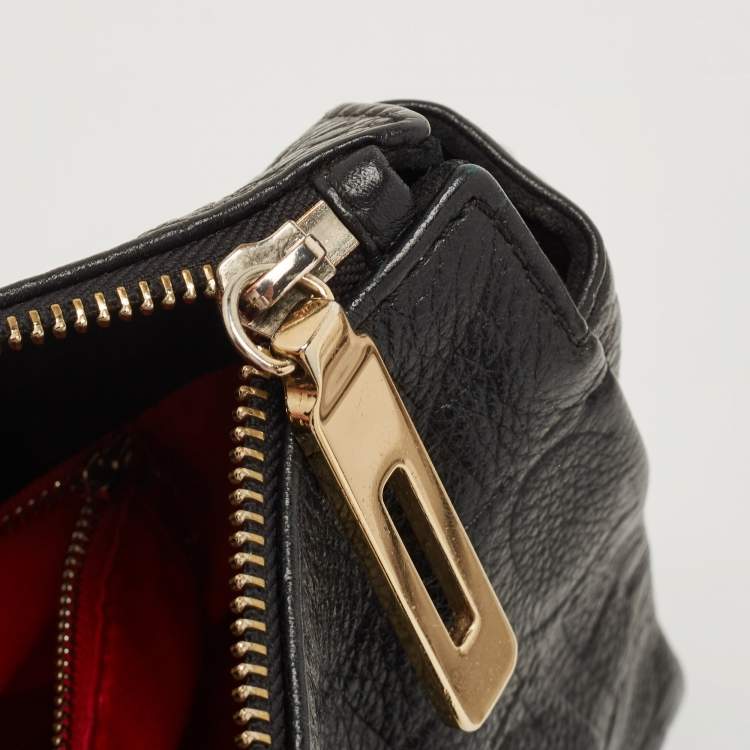 مملوكة مسبقًا Carolina Herrera Black Monogram Leather Shoulder Bag