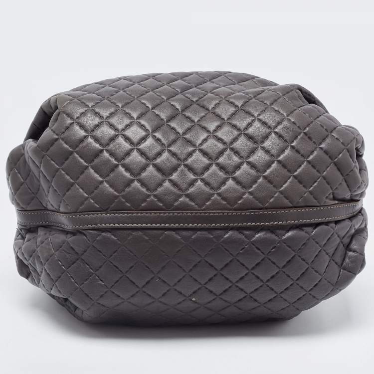 Pre Owned Carolina Herrera Grey Quilted Leather Pleated Chain Hobo