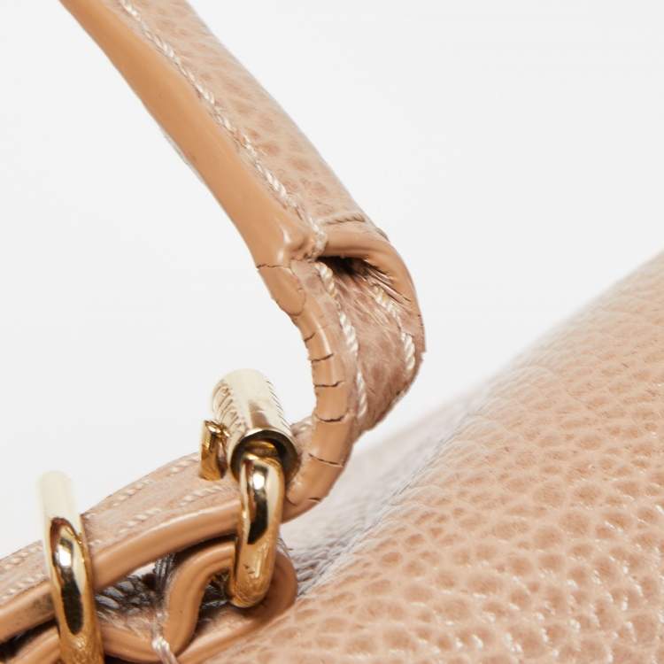 Pre Owned Carolina Herrera Beige Leather Minuetto Top Handle Bag