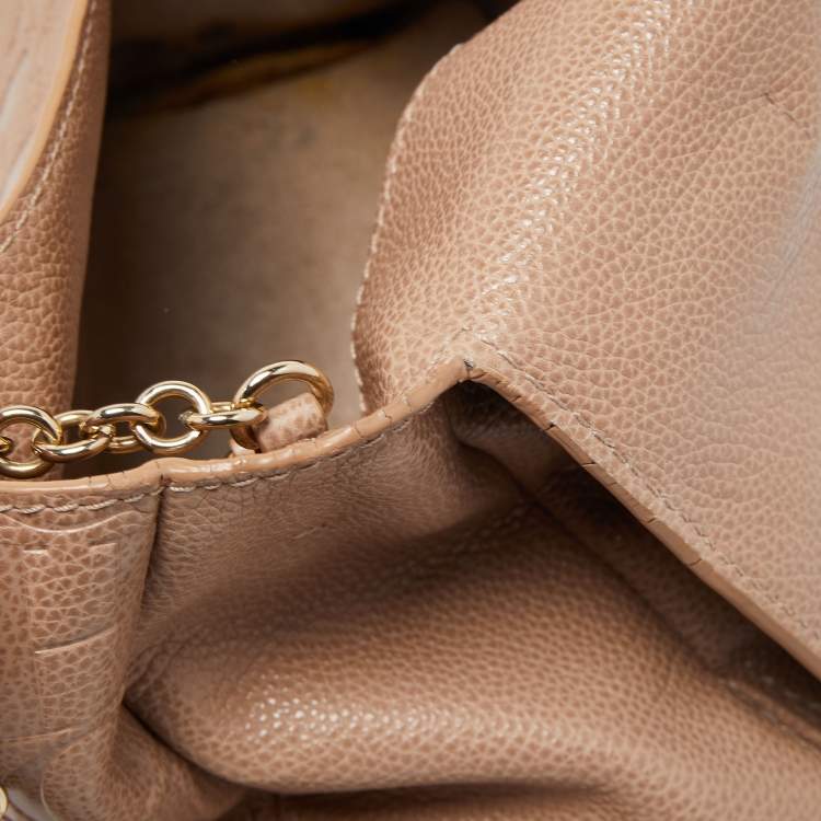 Pre Owned Carolina Herrera Beige Leather Minuetto Top Handle Bag