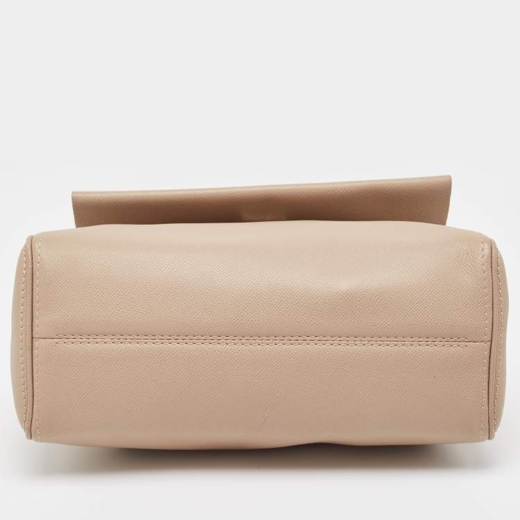 Pre Owned Carolina Herrera Beige Leather Minueto Flap Top Handle Bag