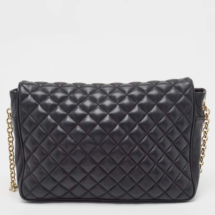 Pre Owned Carolina Herrera Black Quilted Leather Flap Chain Shoulder Bag