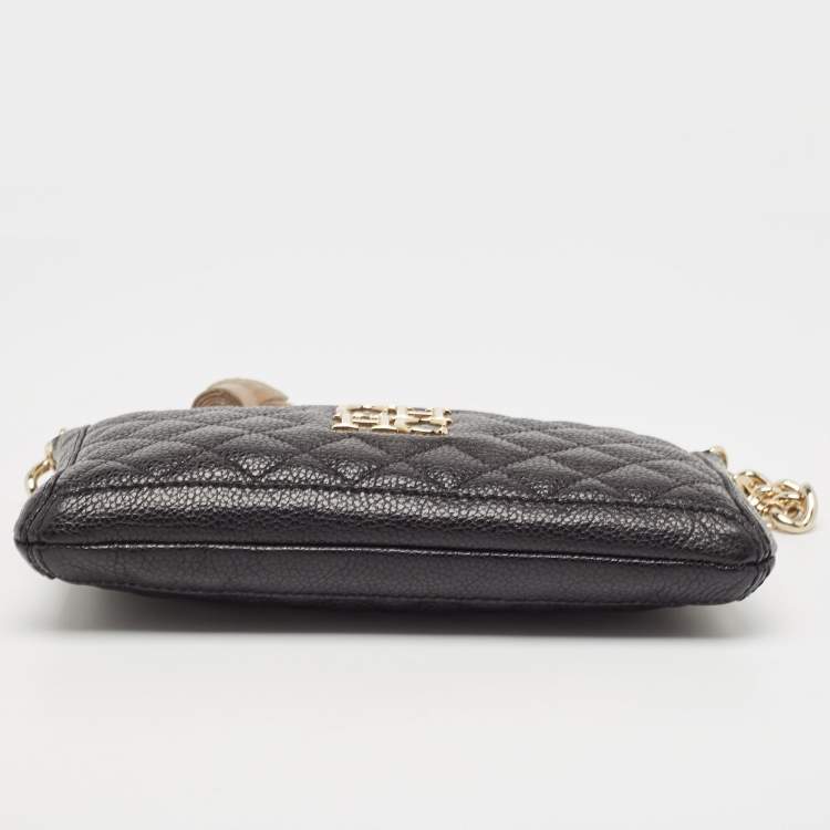 Pre Owned Carolina Herrera Black Quilted Leather Chain Tassel Baguette Bag