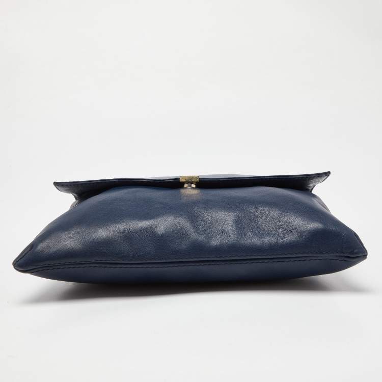Pre Owned Carolina Herrera Navy Blue Leather Envelope Chain Shoulder Bag