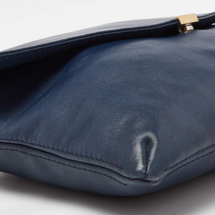 Pre Owned Carolina Herrera Navy Blue Leather Envelope Chain Shoulder Bag