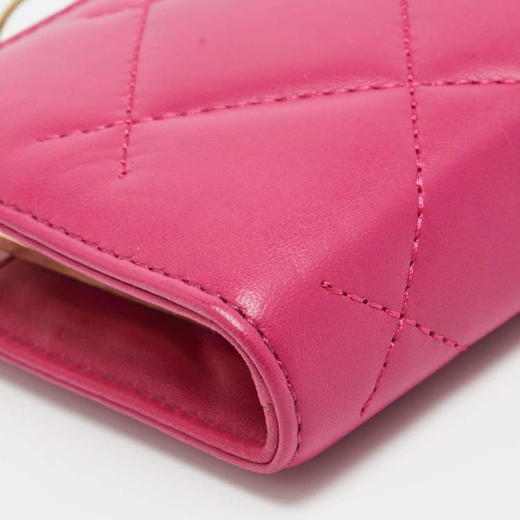 Pre Owned Carolina Herrera Pink Quilted Leather Frame Chain Clutch
