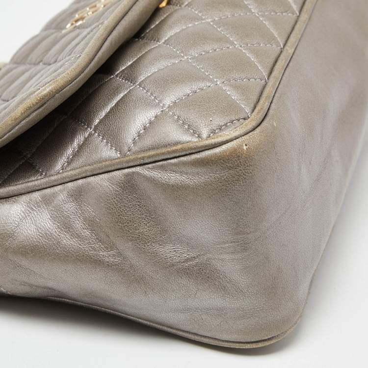 Pre Owned Carolina Herrera Grey Quilted Leather Chain Crossbody Bag