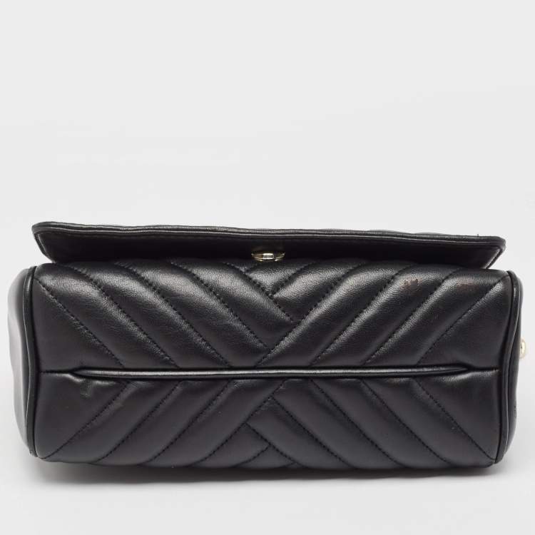 Pre Owned Carolina Herrera Black Quilted Leather CHHC Flap Shoulder Bag