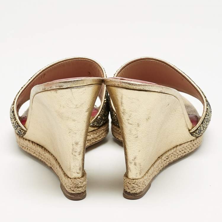 Pre Owned Carolina Herrera Gold Glitter and Leather Logo Wedge Sandals Size 37
