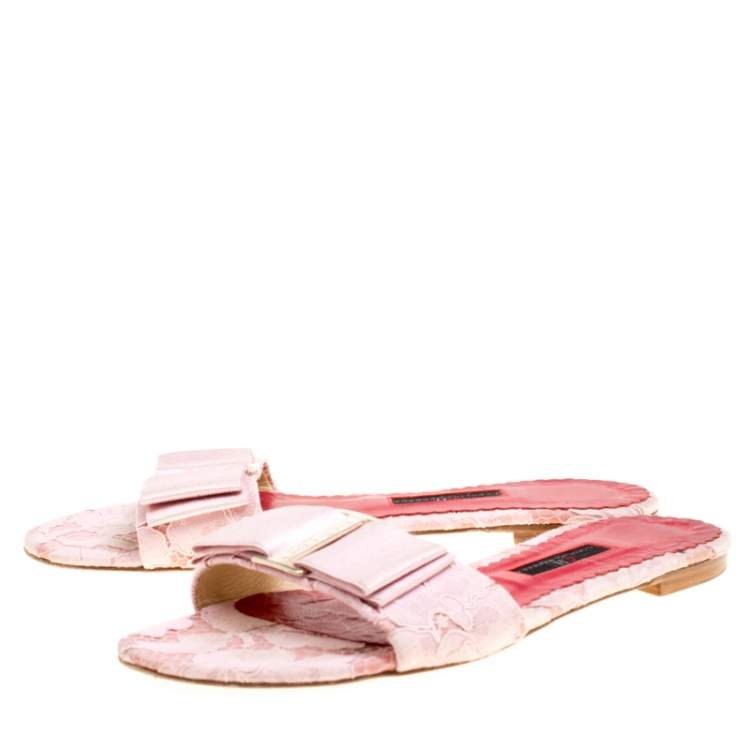 Pre Owned Carolina Herrera Pink Lace Bow Detail Flat Slides Size 39