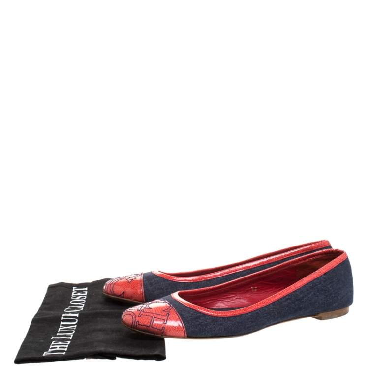 Pre Owned Carolina Herrera Blue Denim And Orange Patent Leather Logo Cap Toe Ballet Flats Size 38