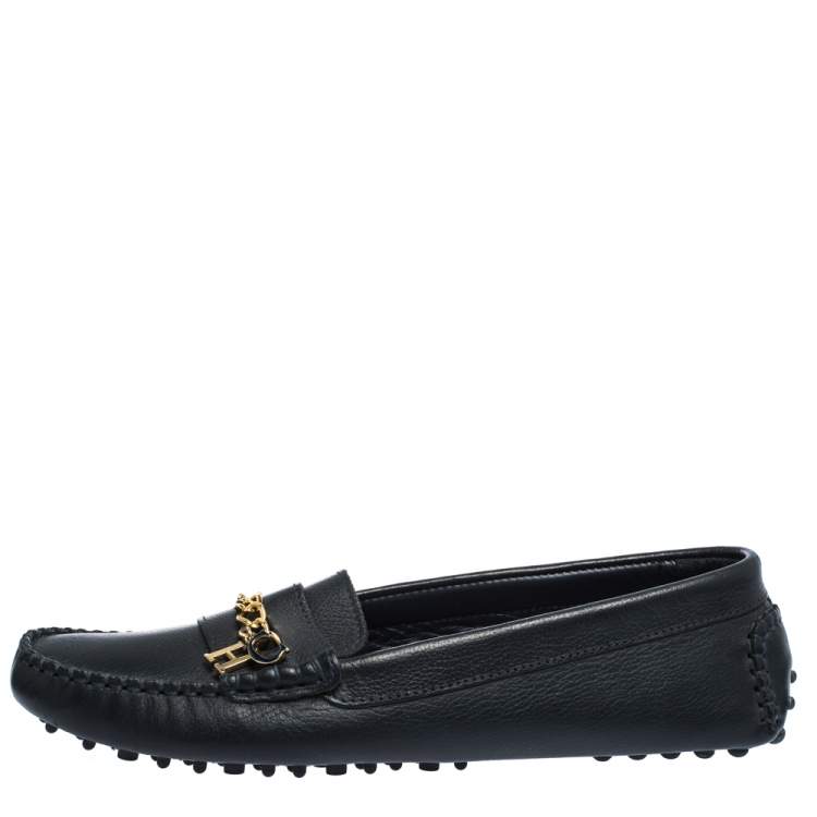 Pre Owned Carolina Herrera Navy Blue Leather Logo Chain Loafers Size 39