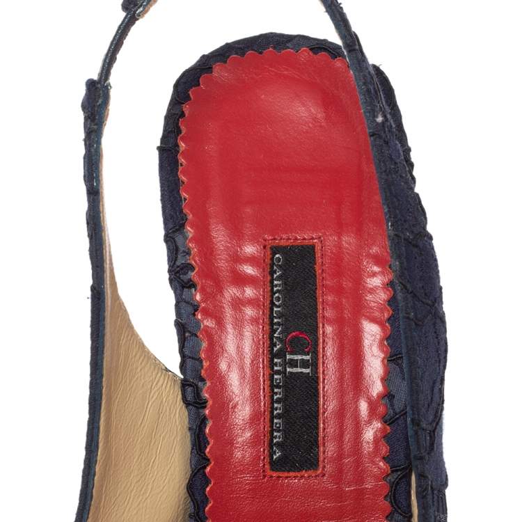 Pre Owned Carolina Herrera Blue Lace Pointed Toe Slingback Sandals Size 36