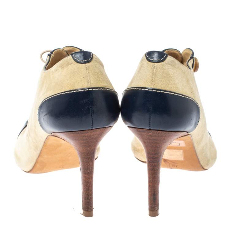 Pre Owned CH Carolina Herrera Light Beige Suede and Leather Booties Size 38