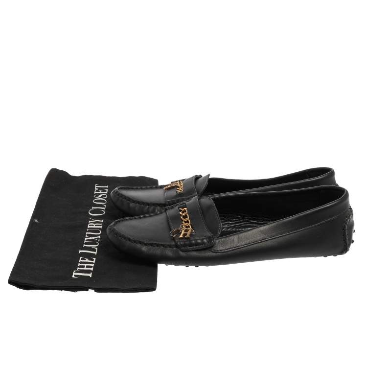 Pre Owned Carolina Herrera Navy Blue Leather Logo Chain Loafers Size 41