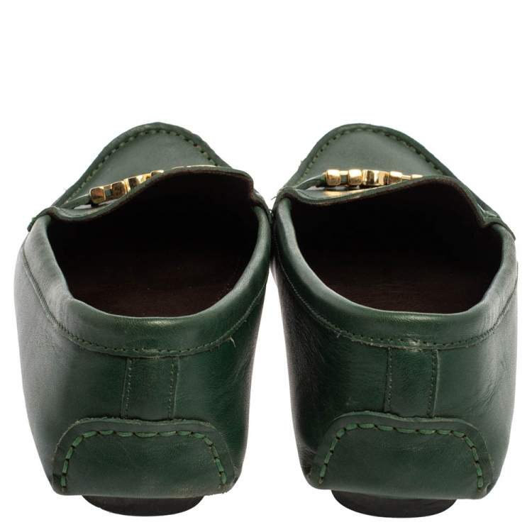 Pre Owned Carolina Herrera Green Leather Logo Detail Slip On Loafers Size 39
