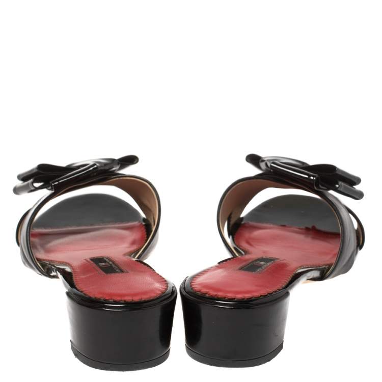 Pre Owned Carolina Herrera Black Leather and Patent Leather Bow Slide Sandals Size 39