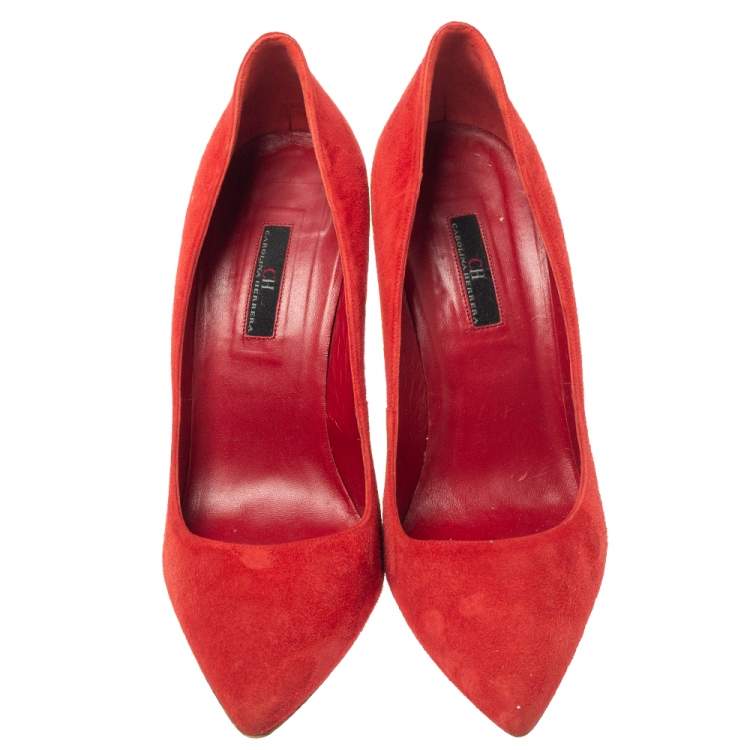 Pre Owned  Carolina Herrera Red Suede Pointed Toe Pumps Size 40