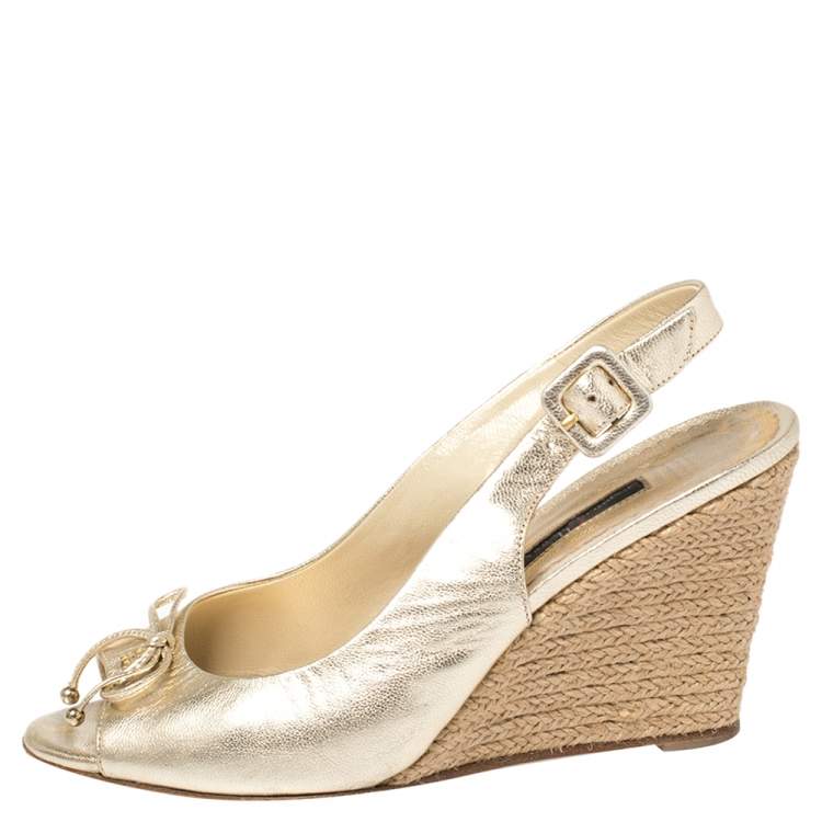 Pre Owned Carolina Herrera Gold Leather Peep Toe Bow Espadrille Wedge Sandals Size 37