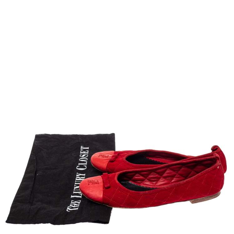 Pre Owned CH Carolina Herrera Red Suede And Leather Bow Ballet Flats Size 37
