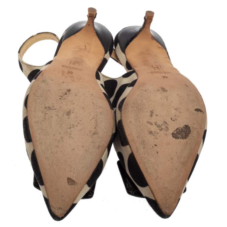 Pre Owned  Carolina Herrera Black /White Canvas And Leather Pointed Toe Slingback Pumps Size 39