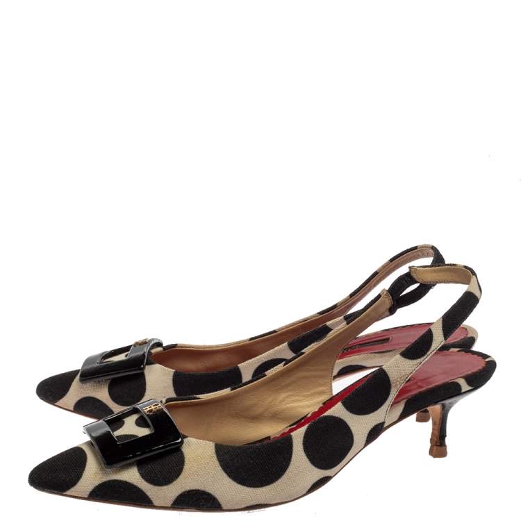 Pre Owned  Carolina Herrera Black /White Canvas And Leather Pointed Toe Slingback Pumps Size 39