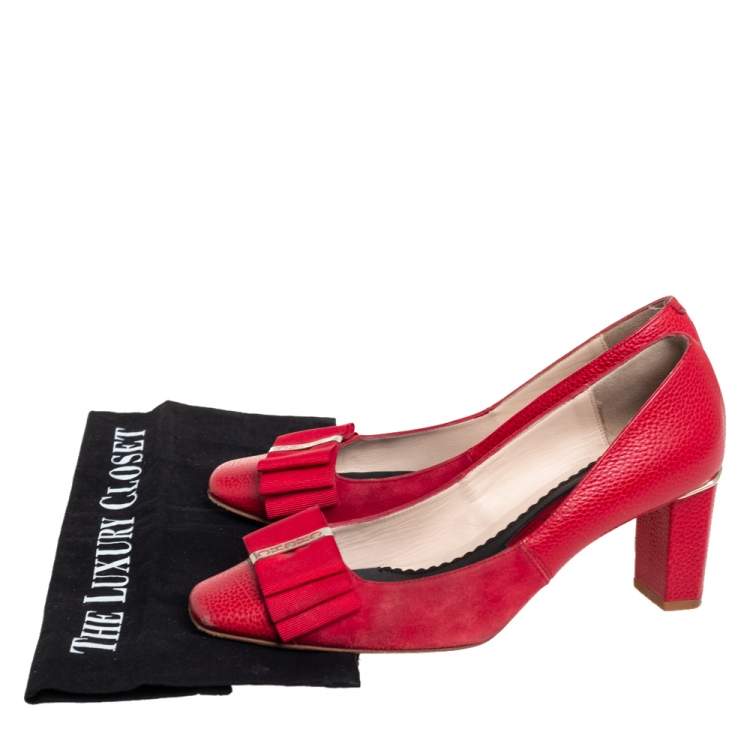 Pre Owned CH Carolina Herrera Red Leather and Suede Bow Pumps Size 37
