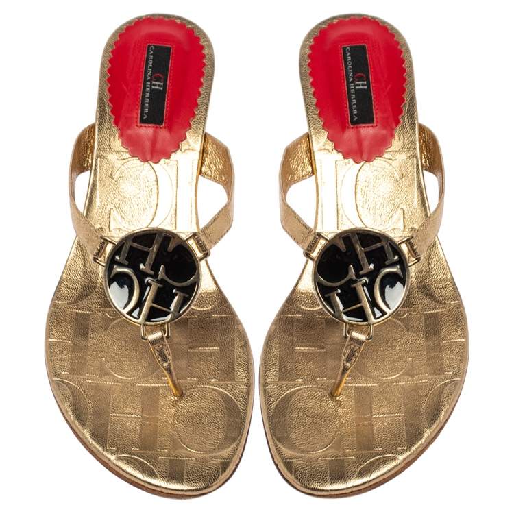 Pre Owned Carolina Herrera Gold Leather Logo Embellished Thong Sandals Size 39